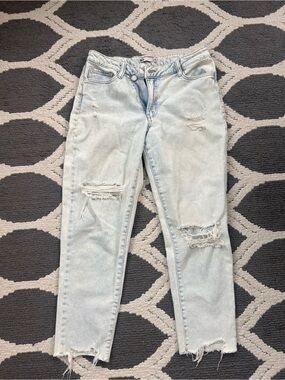 SO Light Wash Distressed mom Jeans